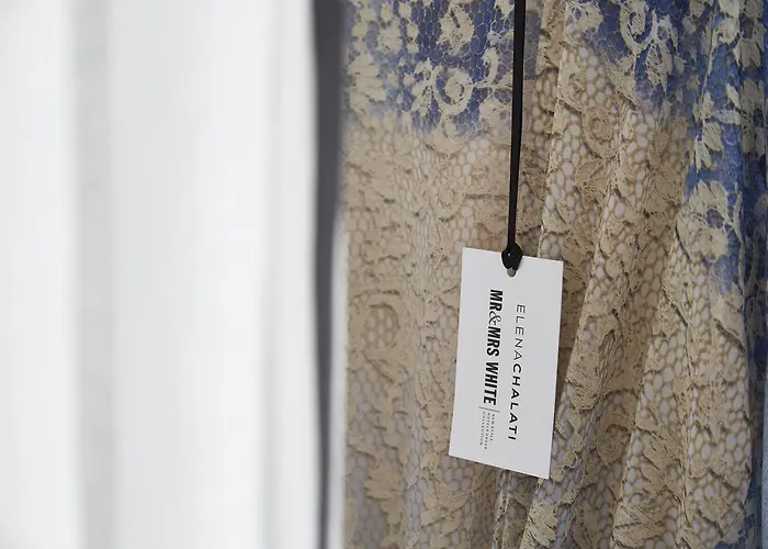 Gasthuis Mrs Armelina By Mr And Mrs White