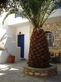 Mrs. Armelina By Mr&mrs White 4*