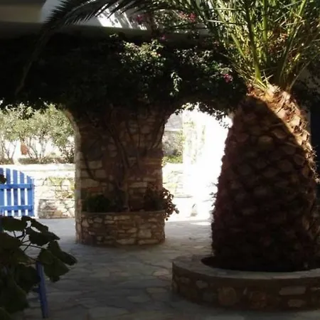 Mrs. Armelina By Mr&mrs White Guest house