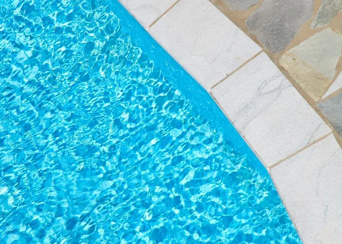 Mrs Armelina By Mr And Mrs White Νάουσα